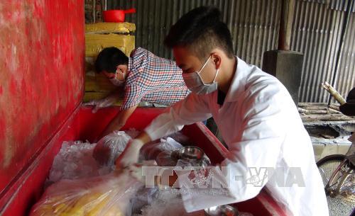 Phát hiện khối lượng lớn chả cá, cá viên không đảm bảo vệ sinh 